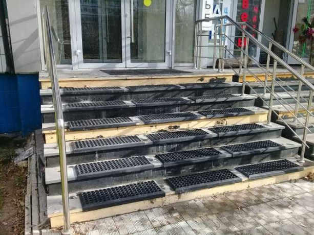 Накладка на ступени Решетка